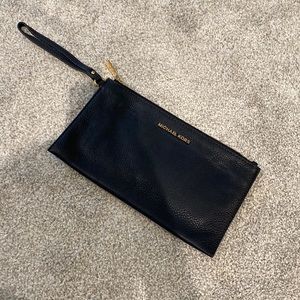 Michael Kors Jet Set Wristlet